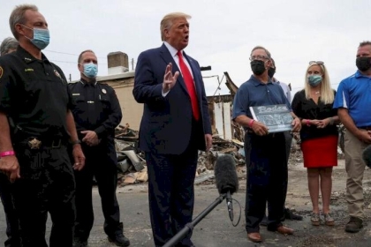 ترامب يهدد  بقطع التمويل الحكومي عن المدن التي تشهد احتجاجات