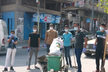 حركة فتح بمحافظة خانيونس تطلق حملة ( مخيمنا جميل ) التطوعية