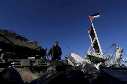 وزير شؤون القدس يناشد المجتمع الدولي لوقف تهجير الفلسطينيين