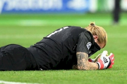 مجددا.. ليفربول يتخلص من "حارس الكارثة"