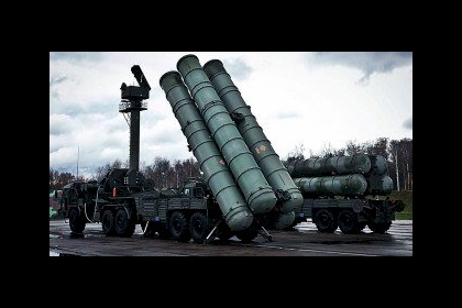 سفير روسيا: التهديدات الأمريكية لن تؤثر على تعاوننا في مجال التسلح مع إيران