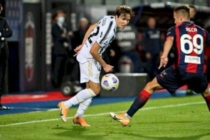 "المنحوس" يتلقى بطاقة حمراء في أول ظهور بقميص يوفنتوس