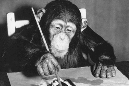 كاتبة بريطانية تطرح كتابًا يسرد بطولة الحيوانات في حروب البشر