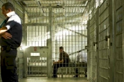 الاحتلال يحول أسيراً من مخيم جنين للاعتقال الإداري