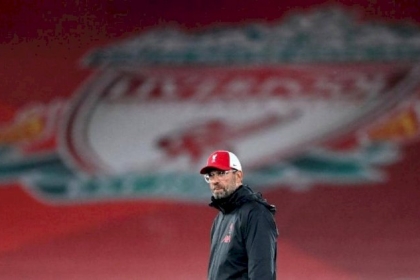 "اعتراف" من كلوب بشأن فان دايك.. ويحذر من "ابن ليفربول"