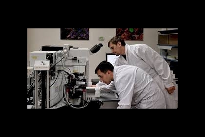 اعتذار أمريكي لعلماء روس