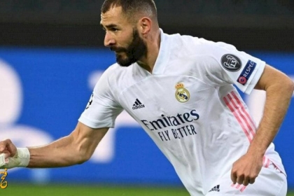 بنزيمة: في اللحظة الحالية.. أنا لاعب ريال مدريد