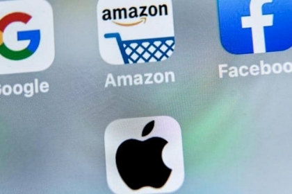 "أبل" تهدد عرش "غوغل" بمحرك بحث جديد