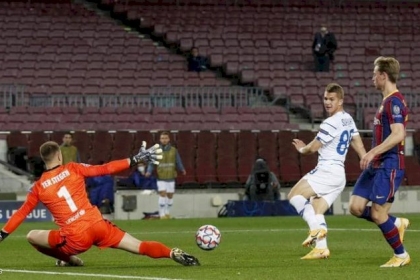 تير شتيغن ينقذ برشلونة.. ويوفنتوس يفوز بفضل موراتا والأخطاء