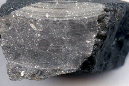 تحليل "نيزك مريخي" يكشف أسراراً عن الكوكب الأحمر