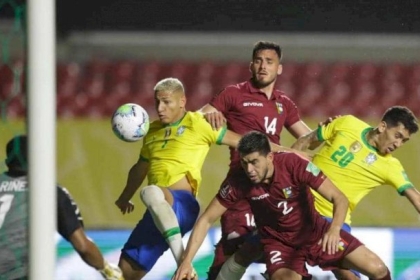 منتخب السامبا يخطف فوزا باهتا أمام فنزويلا