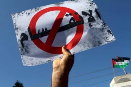 من  الجزائر: لقاءات وفد فتح مثمرة وخلال أسابيع سنشهد النتائج