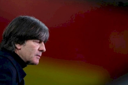 عقب الهزيمة المذلة.. المنتخب الألماني يحسم مصير لوف