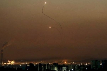 صفارات الانذار تدوي.. اعلام اسرائيلي يتحدث عن اطلاق صاروخ من غزة باتجاه الغلاف