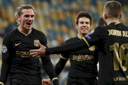 مفارقة رقمية غريبة.. برشلونة الأوروبي "يكتسح برشلونة المحلي"