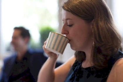 دراسة: "مشروب شهير" يرفع مستوى الذكاء