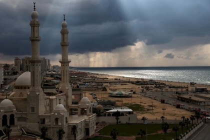 أحوال طقس فلسطين خلال الأيام المقبلة ومنخفض جوي الثلاثاء