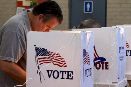 وسائل إعلام: فوز ديمقراطي بأحد مقعدي مجلس الشيوخ عن ولاية جورجيا