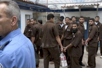 الأسرى: من يحاربنا برغيف الخبز والماء سنرد عليه بمعركة الحرّيّة أو الاستشهاد