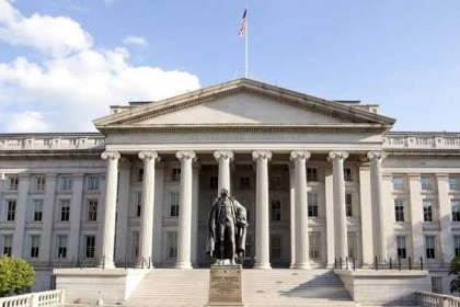 "العدل الأميريكية" تحقق في شبهة رشوة بالبيت الأبيض