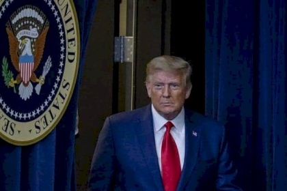 الكونغرس: بيلوسي تسعى لعزل ترامب والجمهوريون يدعونه للاستقاله