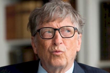 بيل غيتس يحذر من خطر عودة وباء كورونا بقوة عام 2022