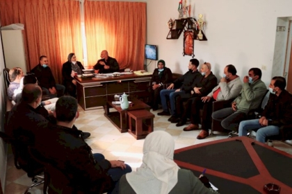 محافظة رفح تستقبل وفد من قيادات حركة فتح في مكتبها