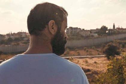 فيلم (200 متر) يجسّد التشتت الفلسطيني جراء الجدار الإسرائيلي