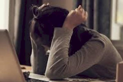 دراسة بريطانية تُحذّر من الأضرار النفسية لجائحة "كورونا"