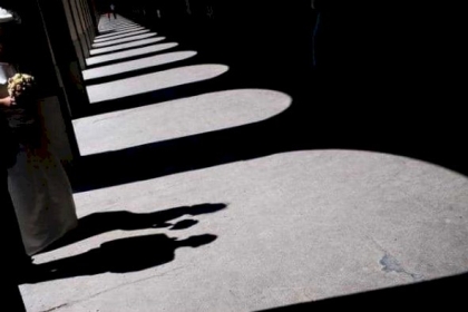 بعد أن أخفى إصابته بالإيدز.. المحكمة تحسم قضية الزوج المخادع