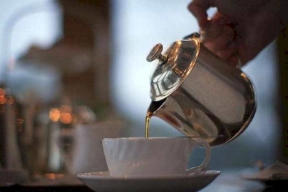 أجسامنا والشاي في الشتاء.. ماذا يحدث؟