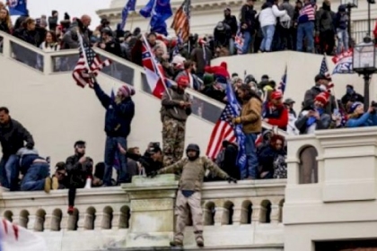 مجلس النواب الأميركي يبدأ التحقيق في أعمال الشغب بمبنى الكابيتول