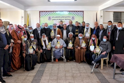 اللجنة الاجتماعية والعلاقات العامة بمحافظة خانيونس تنظمان ندوة سياسية بعنوان " القدس درب الشهداء "