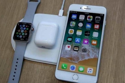 الكمامة وبصمة الوجه.. أبل تجد حلا "جزئيا" لمستخدمي آيفون