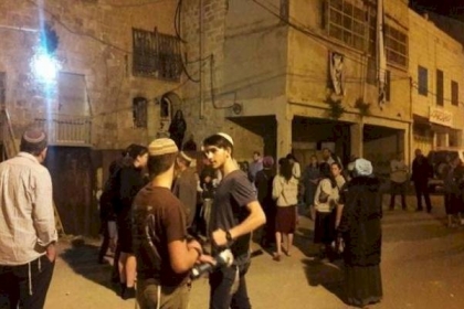 نابلس: أهالي عصيرة القبلية يتصدون لهجوم المستوطنين