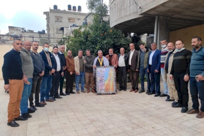 ضمن حملة كلنا عائلة.. محافظة الشمال تستكمل لليوم الخامس زيارة المخاتير والوجهاء