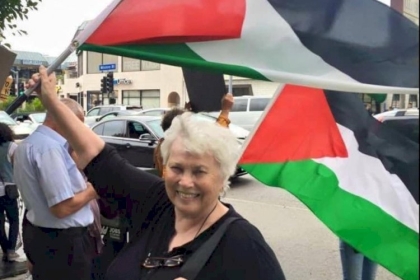 واشنطن: الموت يغيب الناشطة الأميركية المدافعة عن حقوق شعبنا ماري ثومبسون