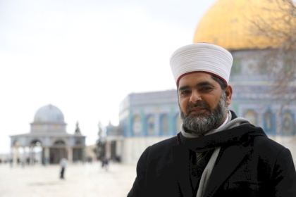 الكسواني: الاحتلال نقل المعركة للأقصى ونحذر من انفجار الوضع