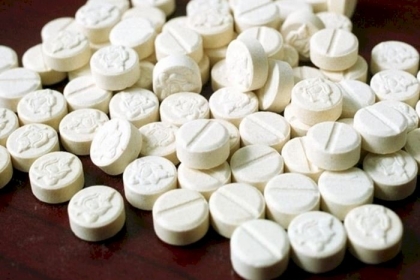 نابلس: السجن 7 سنوات ونصف وغرامة 7500 دينار لمدان بنقل مواد مخدرة