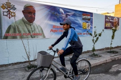 قبيل زيارة البابا.. إصابة سفير الفاتيكان في العراق بكورونا