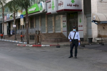 إغلاق مبنى بلدية عنبتا بطولكرم بسبب تفشي فيروس كورونا