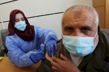 الصحة بغزة: تسجيل حالة وفاة و61 إصابة جديدة بفيروس كورونا