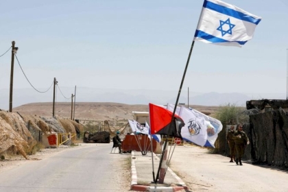 أ ف ب: إسرائيل تخفف القيود على الحدود مع الأردن ومصر