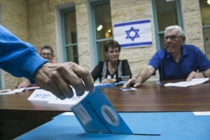 فتح صناديق الاقتراع لانتخابات الكنيست الـ24 للمرة الرابعة في غضون أقل من عامين