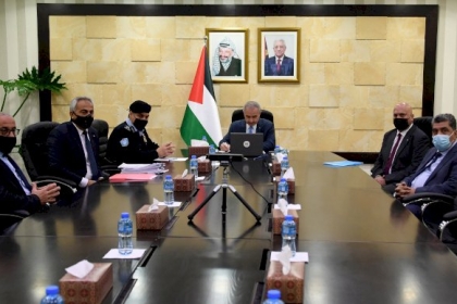 مجلس الوزراء يقر الموازنة العامة للسنة المالية 2021 وسط عجز يصل إلى حوالي مليار دولار