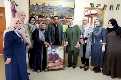 اللجنة الاجتماعية بمجلس المرأة في ساحة غزة تكرّم كوكبة من الاخوات بمناسبة يوم الأم 