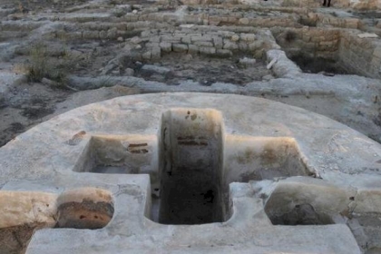 اكتشاف 3 قبور أثرية تعود للعهد البيزنطي في موقع القديس هيلاريون وسط غزة