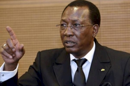 وفاة الرئيس التشادي المنتخب متأثراً بجروح..وتعيين ابنه رئيسًا مؤقتًا