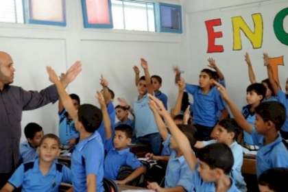 قطاع المعلمين بـ''أونروا'' يعلق على شطب مادتي التربية الإسلامية والعلوم الاجتماعية