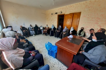 لجنة المرأة العاملة في محافظة الوسطى تنظم جلسة رمضانية  وتكرم  كوادرها